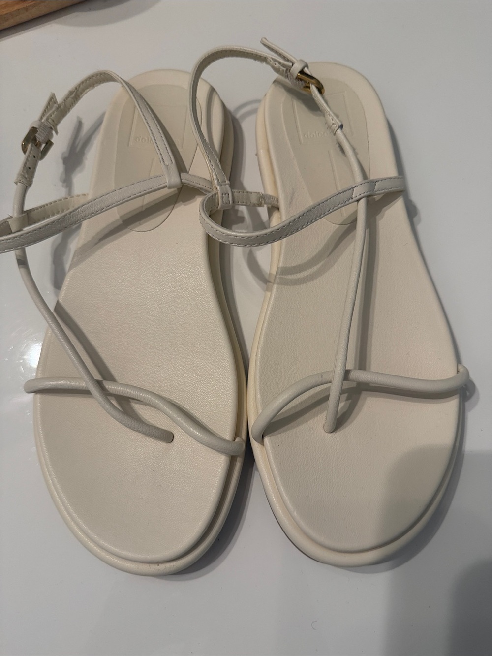 Dolce Vita Ivory Strappy T-Bar Sandals
Dom sandal NEVER WORN
